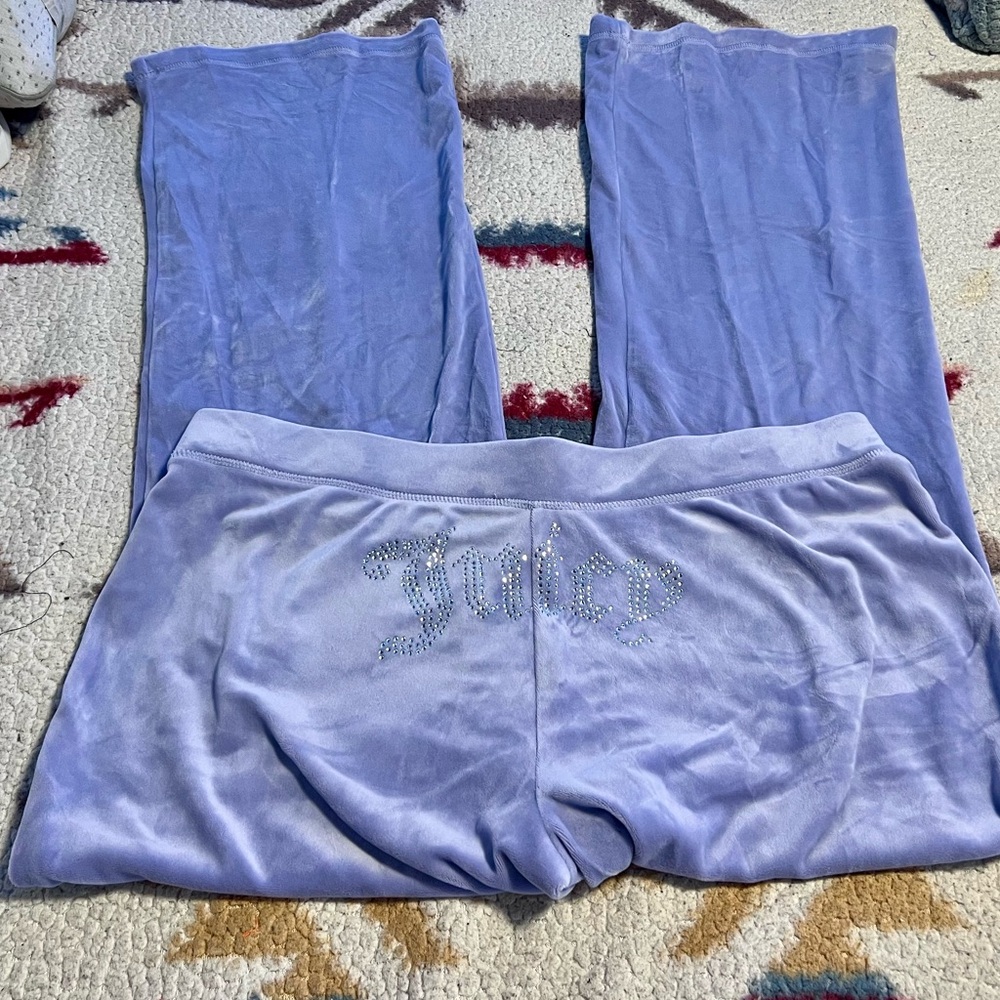 Juicy Couture Lavender Velour Pants w/ Rhinestone Logo